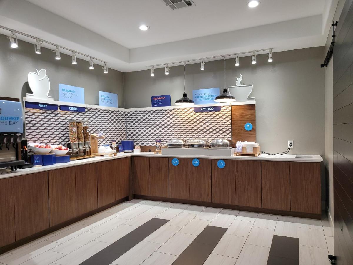 Express & South, An Ihg Hotel Vidor