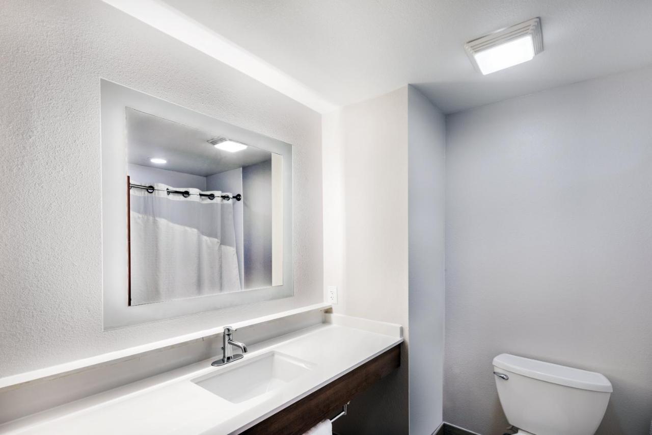 Express & South, An Ihg 2*