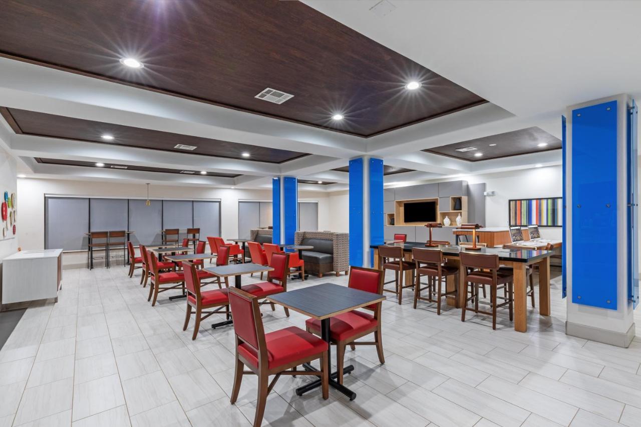 Express & South, An Ihg Vidor