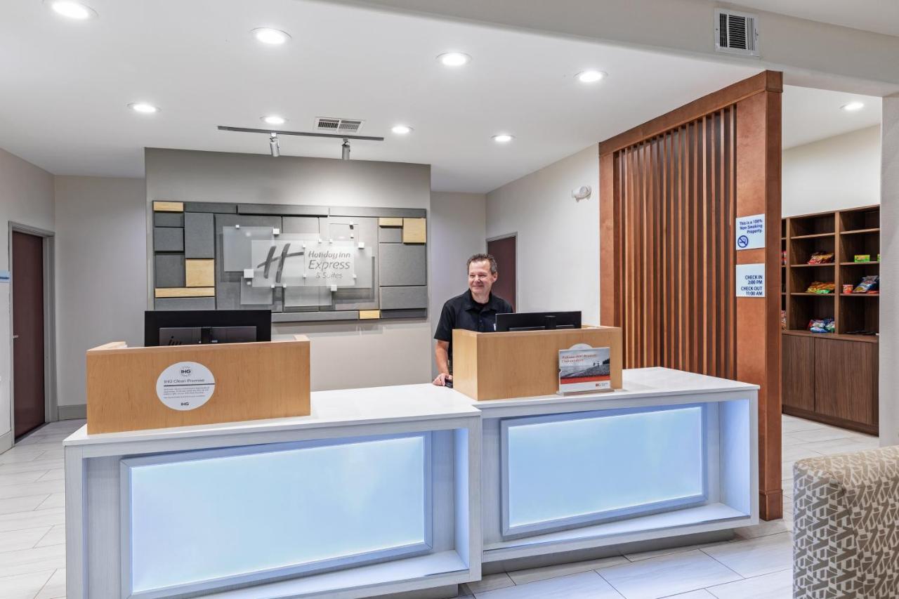 Express & South, An Ihg Hotel Vidor