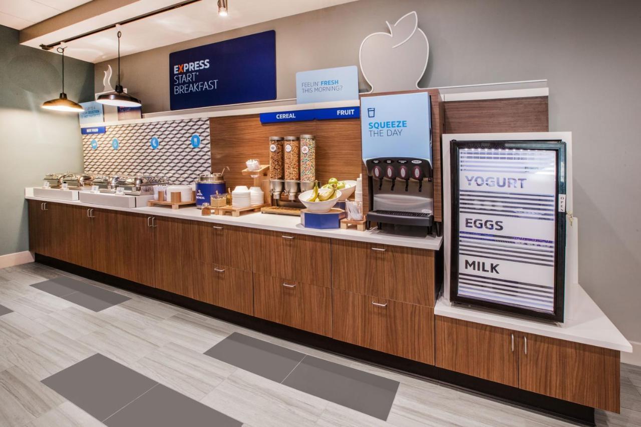 Express & South, An Ihg